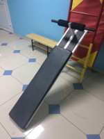 Доска для пресса навесная на шведскую стенку с двумя валиками (длина 1,5 метра) - fgospostavki.ru - Саратов